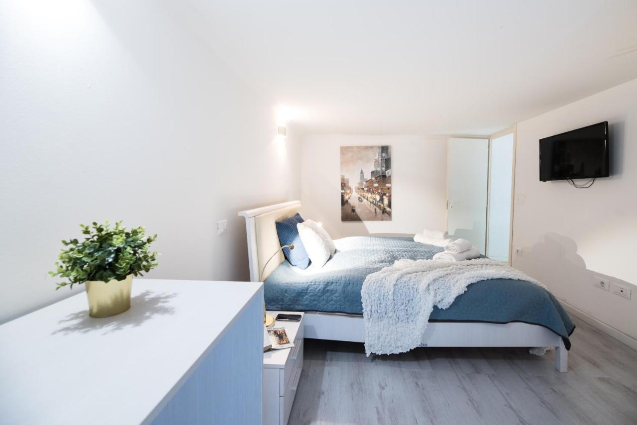 Budapest Easy Flat Oktogon Exterior photo