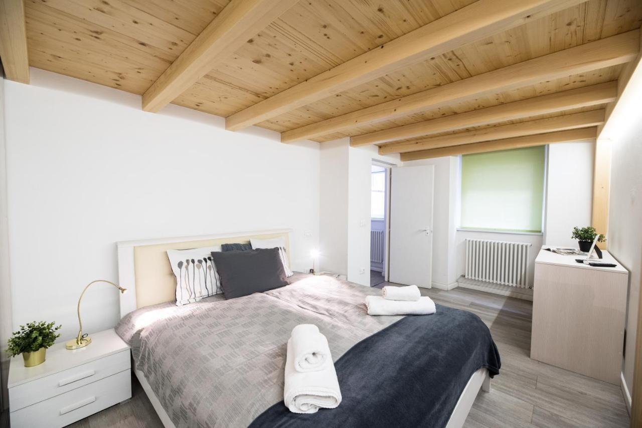 Budapest Easy Flat Oktogon Exterior photo