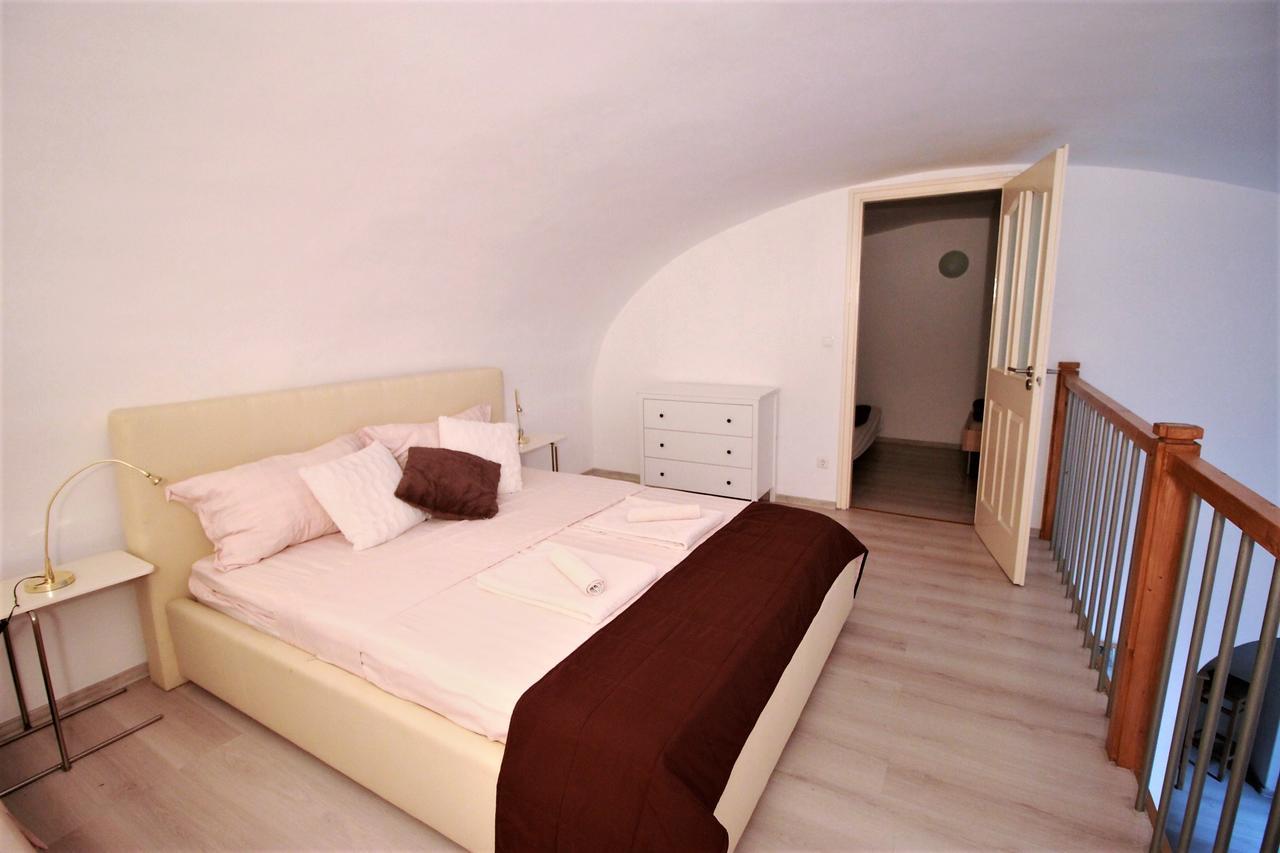 Budapest Easy Flat Oktogon Exterior photo